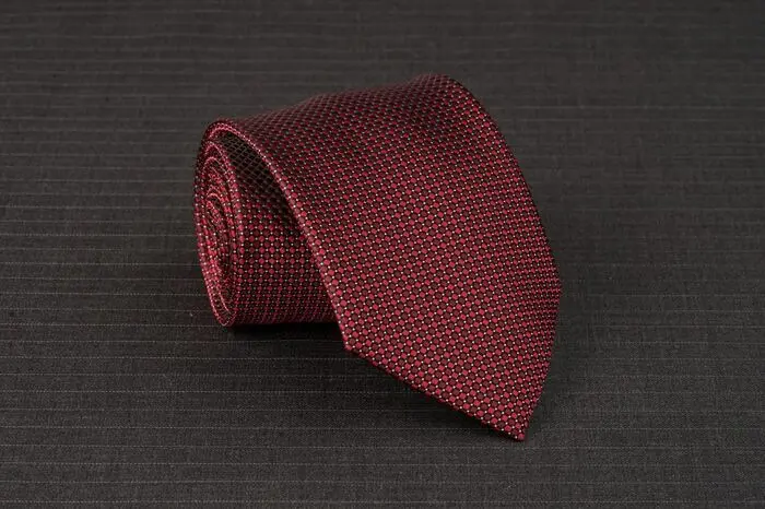 Cà vạt đỏ 
