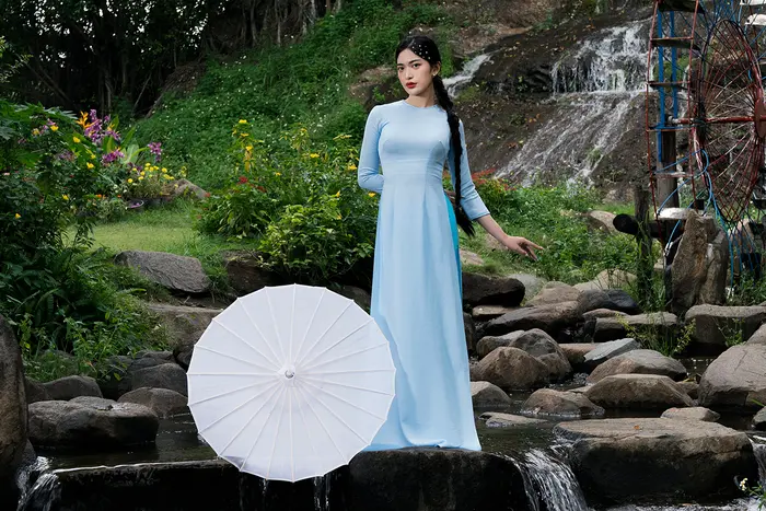 Áo dài tay lỡ