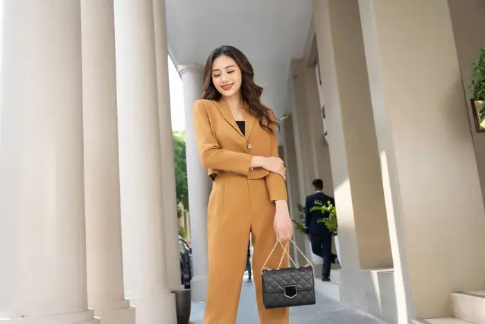 Mẫu vest Croptop