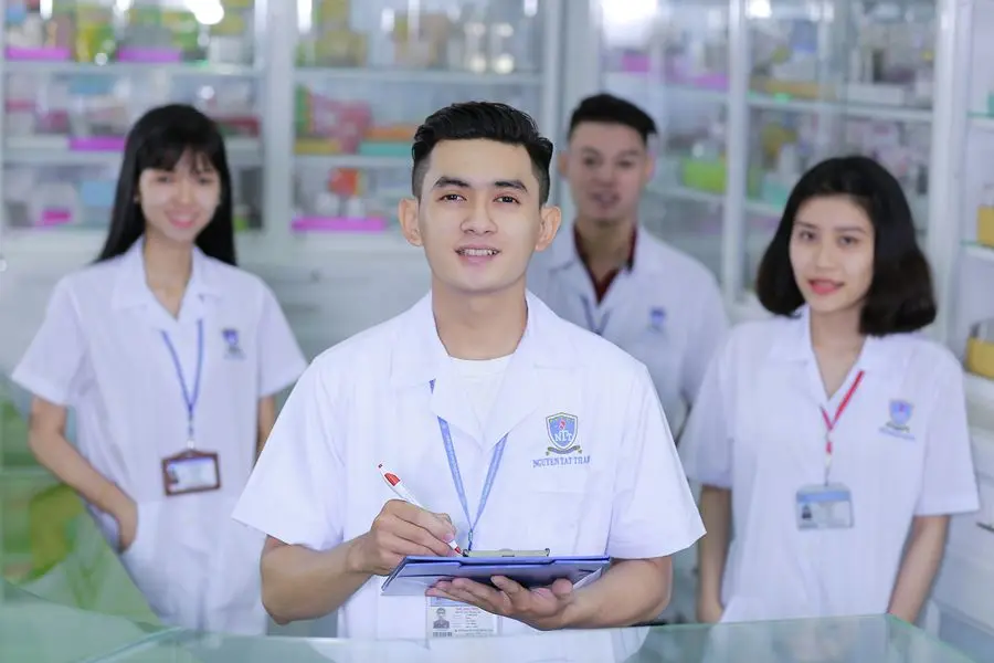 Đồng phục Y tế cho dược sĩ